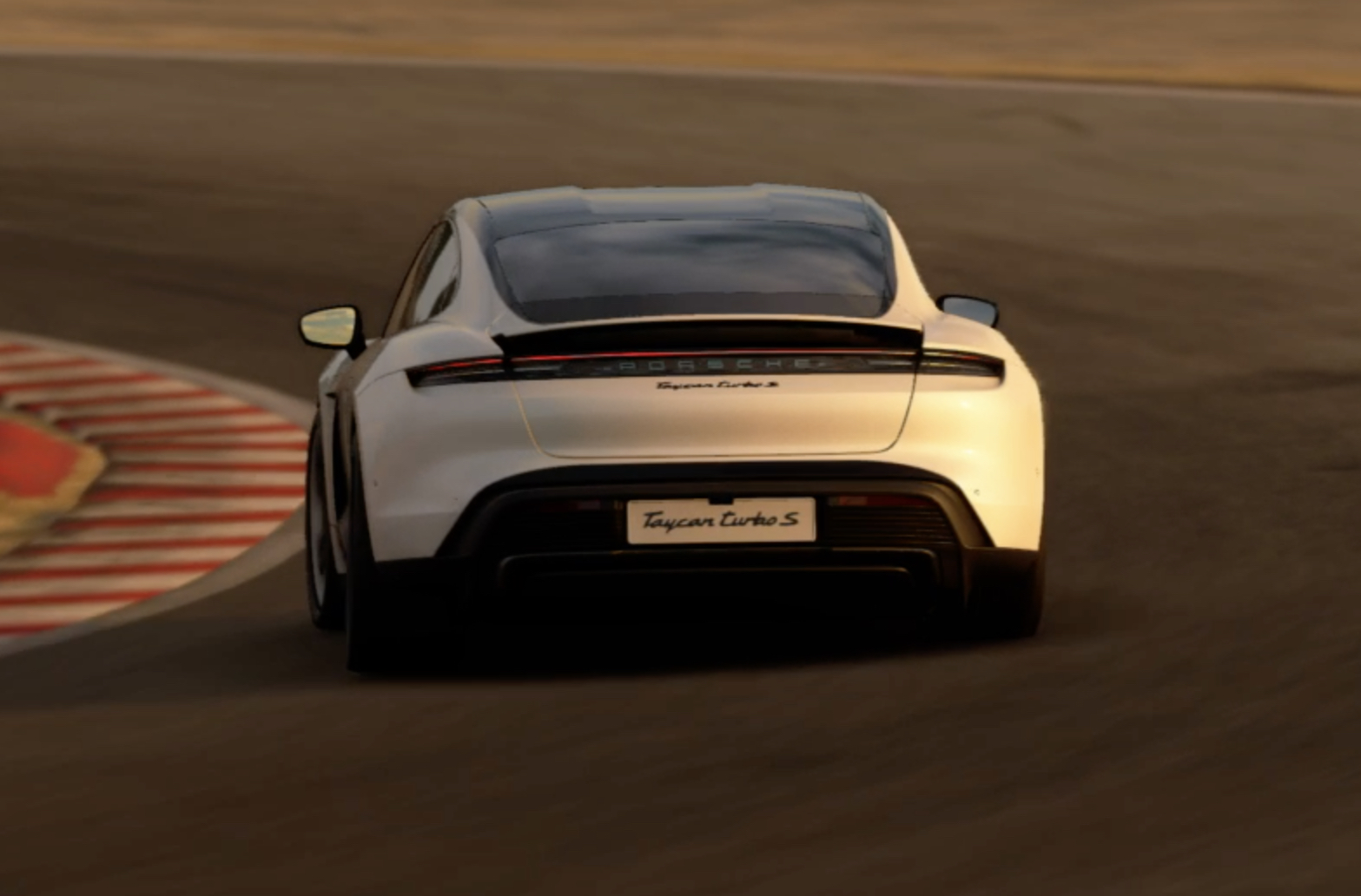 PORSCHE Taycan BLACK DIVIDE 施工写真