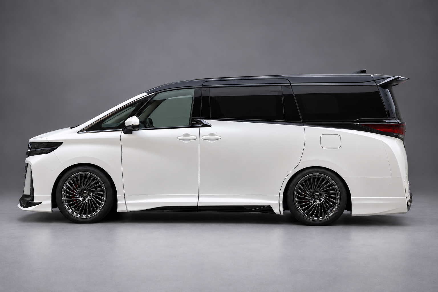 TOYOTA ALPHARD / VELLFIRE BLACK DIVIDE 施工写真